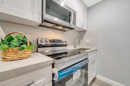 1779 Bagpipe Way, San Jose CA  95121-1510 exterior