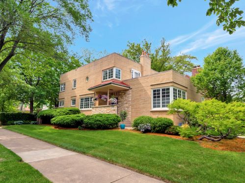 10258 Leavitt St, Chicago, IL 60643-1912