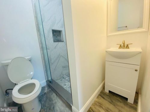 1725 Marshall St, Philadelphia PA 19120-0037 exterior