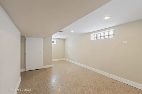 1904 23 Ave, Broadview IL 60153-2812 exterior