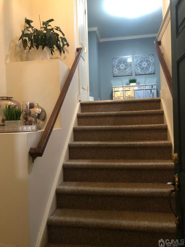 21 Roosevelt Ave, Carteret NJ 07008-3018 exterior