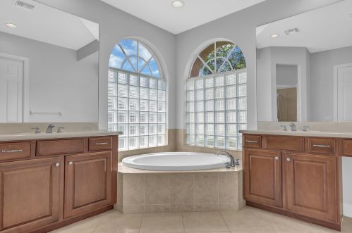 10317 Crosby Pl, Fort Pierce FL  34986-3055 exterior