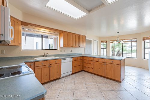 622 Avenida Cipres, Green Valley AZ 85614-3434 exterior