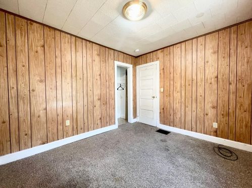 126 Barney Ave, Meskegon MI 49444-1712 exterior