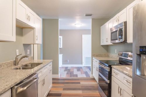 5602 Gateway Dr, Tampa FL  33615-4123 exterior