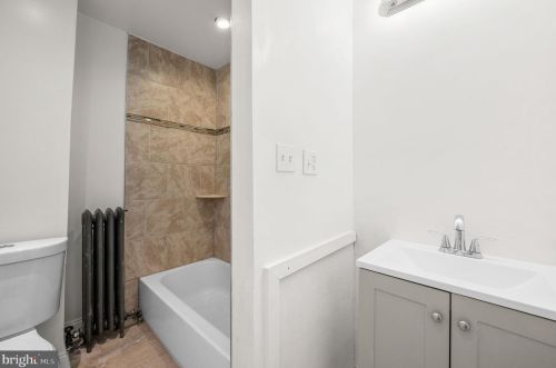 35 3 St, Darby PA 19023-3107 exterior