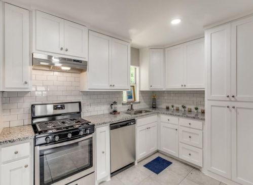 832 Emberwood Dr, Dallas TX 75232-3941 exterior