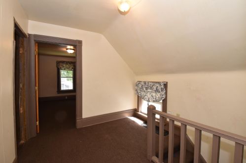 1043 31, Milwaukee WI 53215-2133 exterior