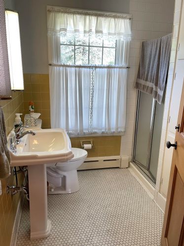 1501 Oconomowoc Ave, Watertown WI 53094-5201 exterior