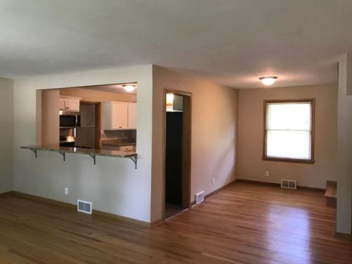 4222 96th St, Milwaukee, WI 53222-1531