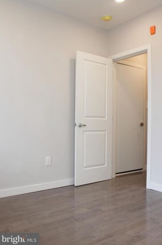 343 Christian St, Philadelphia PA 19147-4004 exterior