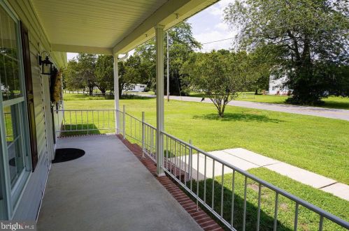 27147 Oriole Rd, Princess Anne MD 21853-2538 exterior