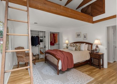 3 Kent Sq, Brookline MA 02446-6937 exterior