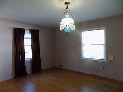 488 Ruddiman Dr, Meskegon MI 49445-3041 exterior