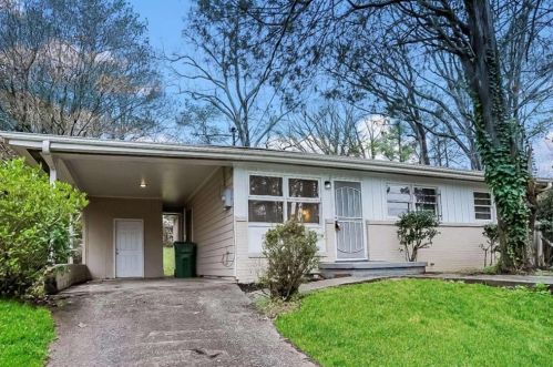 450 Fairburn Rd, Atlanta GA  30331-1523 exterior