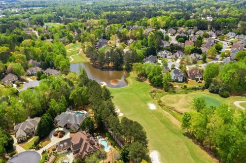 711 Henley Fld Cir, Duluth GA 30097-5924 exterior