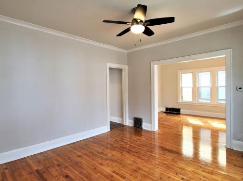 215 Vienna Ave, Milwaukee WI 53212-4102 exterior