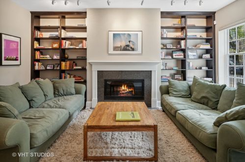 1736 Pierce Ave, Chicago IL 60651-2690 exterior