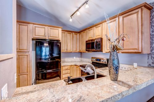 8239 Midnight Way, Tucson AZ 85741-1250 exterior