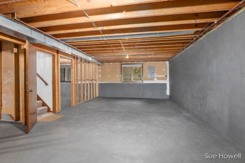 5887 Ln Casa Ct, Grand Rapids MI 49508-6295 exterior