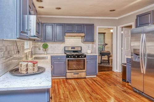 1534 Berkeley Ln, Atlanta GA 30329-2729 exterior