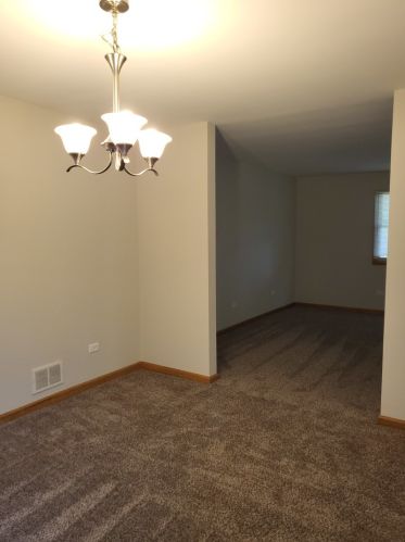 4603 Strong Rd, Bull Valley, IL 60014-4527