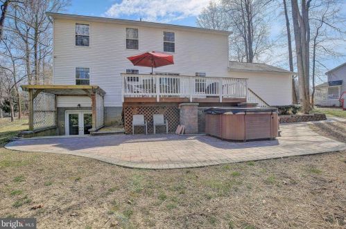 3260 Christines Way, Huntingtown MD 20639-3801 exterior