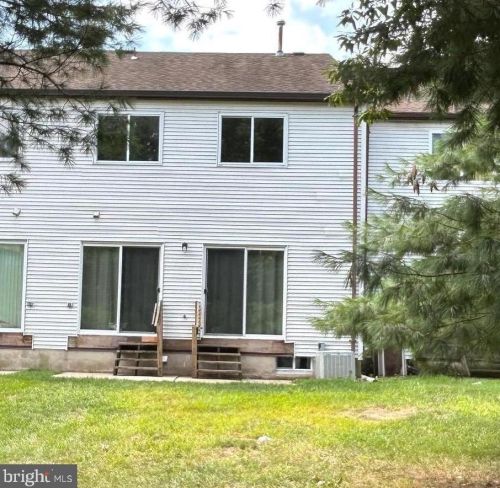 5 Bayleaf Dr, Lumberton Township NJ 08048-4228 exterior