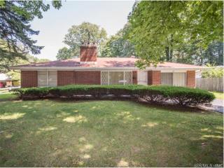 69 Granvue Dr, Belleville, IL 62223-1315