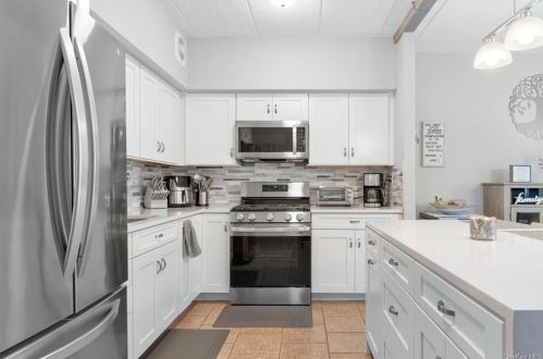 1274 Rev James A Polite Ave, Bronx NY 10459-2888 exterior