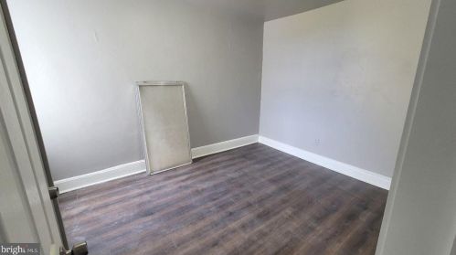 14 Adella Ave, Trenton NJ  08609-2002 exterior