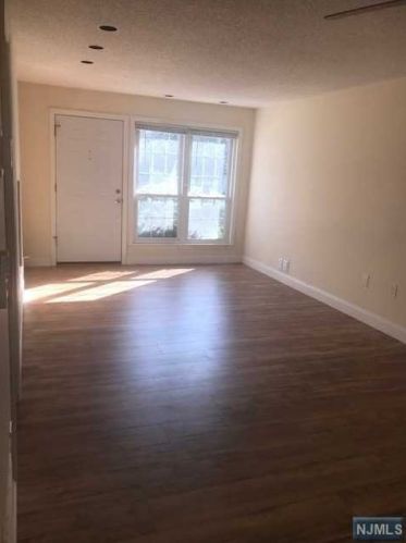 783 Sassafras Ct, Mahwah NJ  07430-3454 exterior