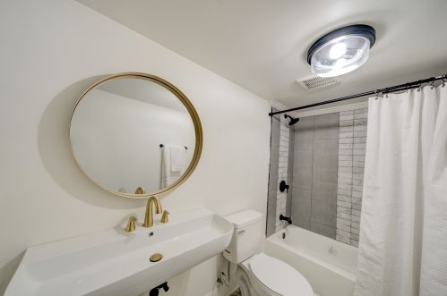 8104 Dorchester Ave, Chicago IL  60619-3436 exterior