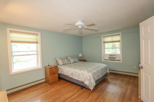 7 Whittaker Cir, Concord NH 03303-1589 exterior