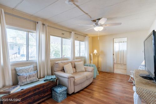 5609 Flying M St, Tucson AZ  85713-6420 exterior