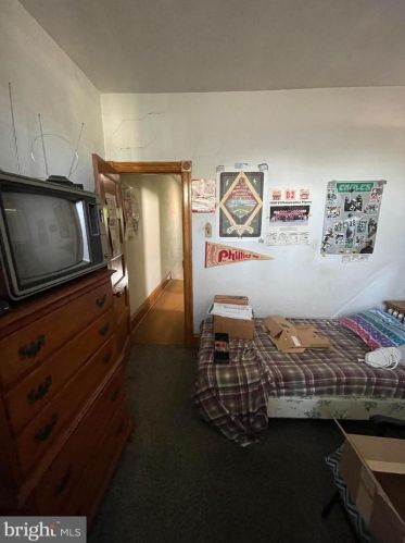 4515 8th St, Philadelphia PA 19140-1343 exterior