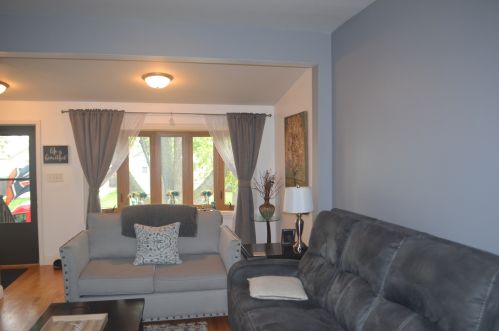 2714 75th Ave, Chicago, IL 60707-1422