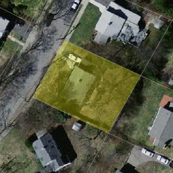 121 Fessenden St, Newton MA  02460-1131 aerial view