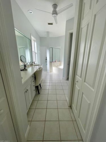 516 Eagle Crk Dr, Naples FL 34113-8015 exterior