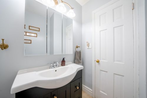 1280 Cornell Rd, Meskegon MI 49441-3834 exterior