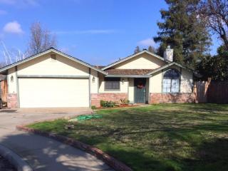 1961 Chamberlain Dr, Turlock, CA 95382-9159