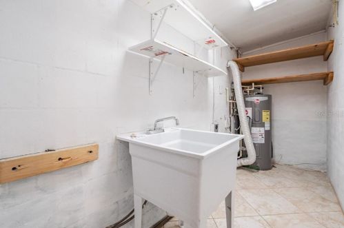 3201 Osborne Ave, Tampa FL 33610-2156 exterior