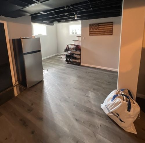 8585 Peebles Rd, Pittsburgh PA 15237-5722 exterior