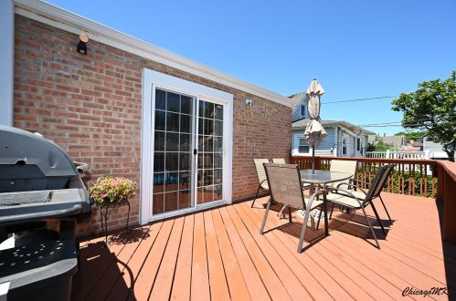 3807 Odell Ave, Chicago IL 60634-3404 exterior