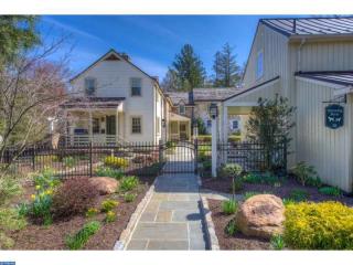 609 Newtown Rd, Berwyn PA  19312-2018 exterior