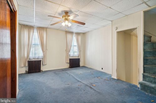 712 Carpenter St, Philadelphia PA 19146-3907 exterior