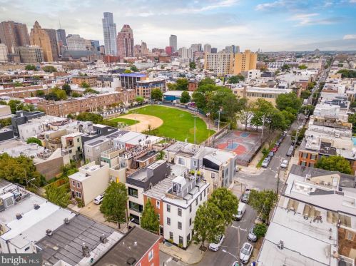 1803 Catharine St, Philadelphia PA  19146-1837 exterior