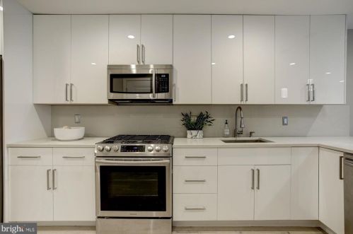 4422 Georgia Ave, Washington, DC 20011-7124