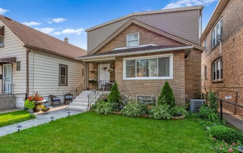 7134 Washtenaw Ave, Chicago, IL 60645-3103