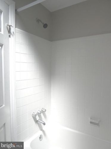 262 9 St, Darby PA 19023-1701 exterior